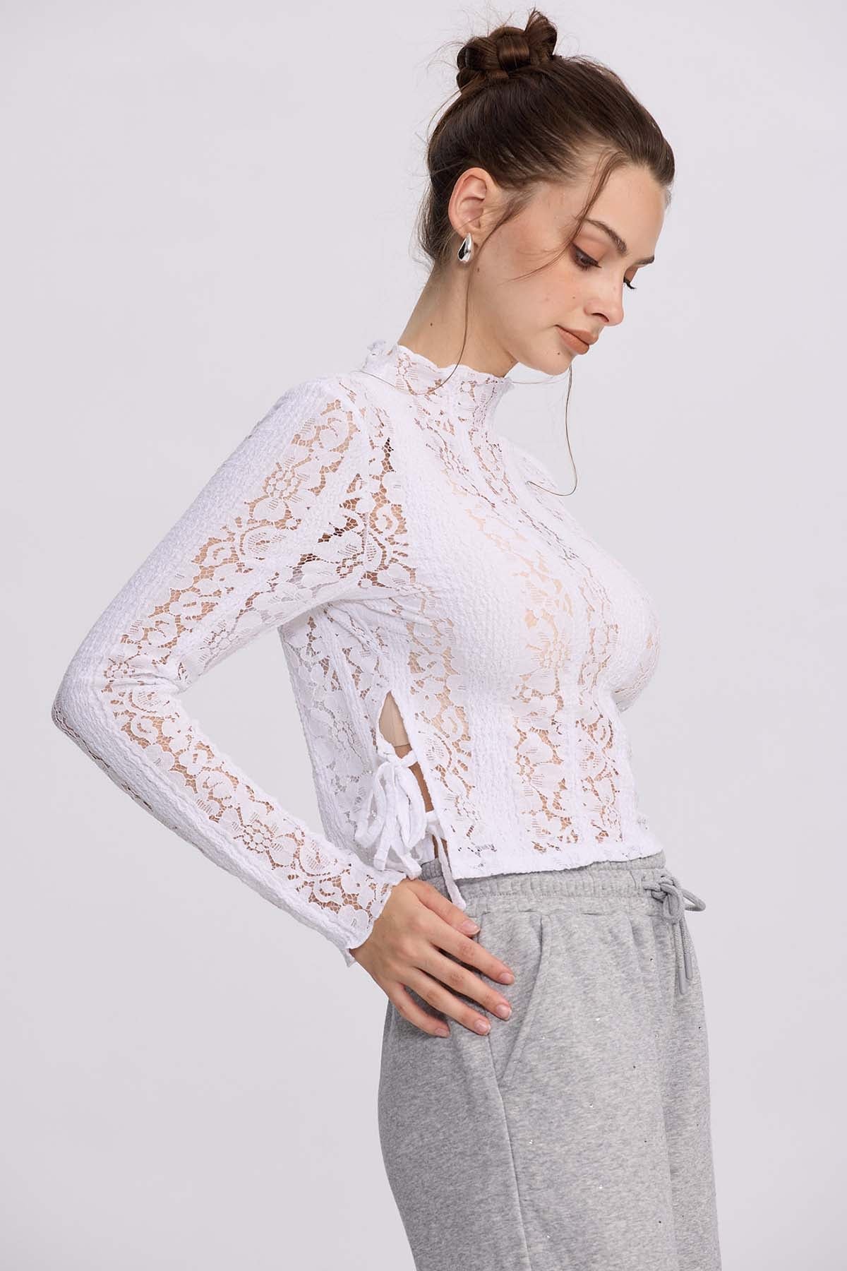 POLERA MUJER ENCAJE EN COLOR BLANCO - 2