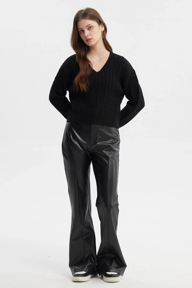 SWEATER MUJER CUELLO V LISOS NEGRO - 4