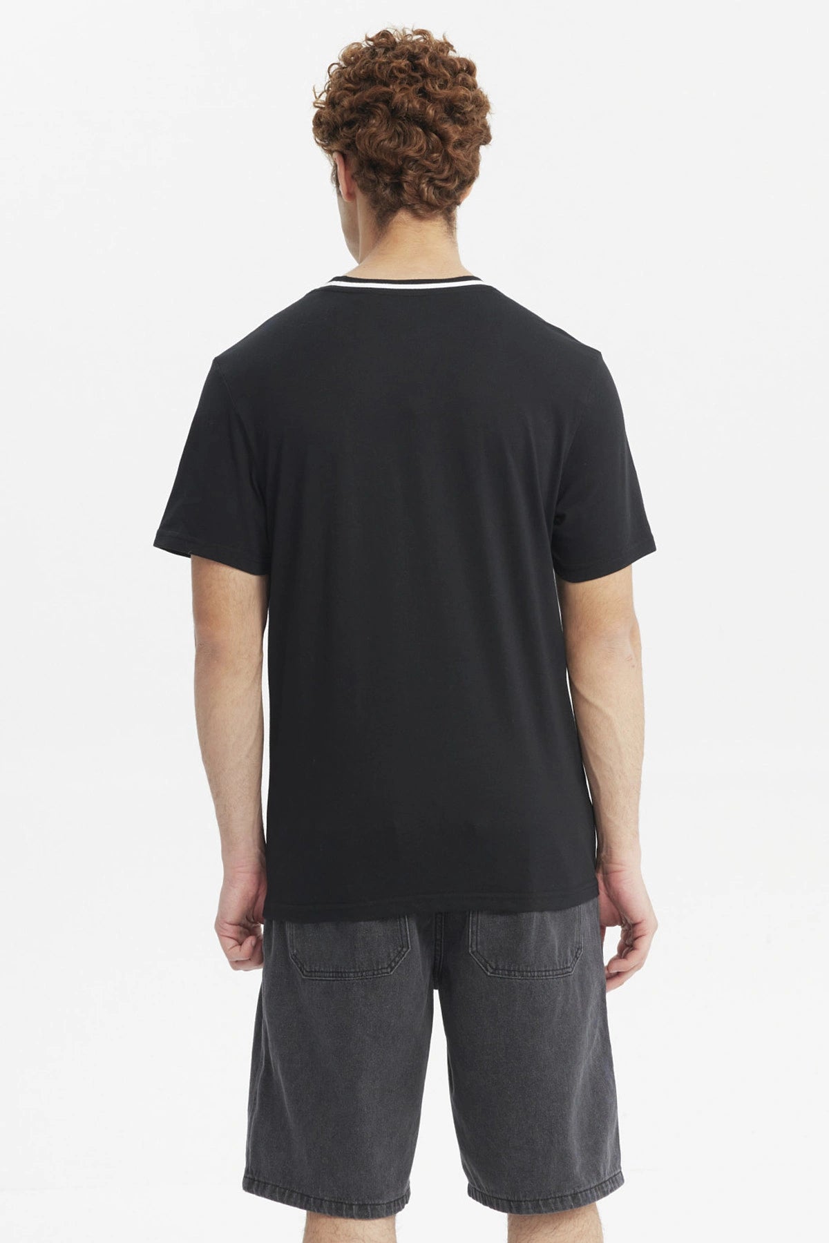 POLERA HOMBRE REGULAR PRINT NEGRO - 3