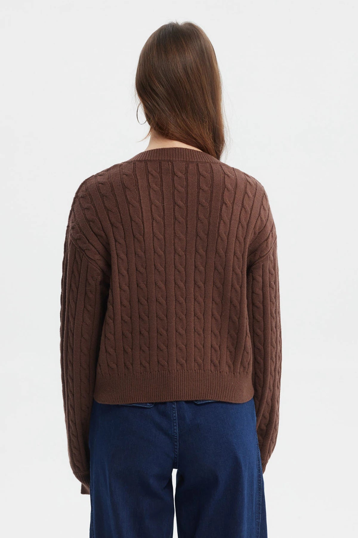 SWEATER MUJER CUELLO V LISOS CAFE  OSCURO - 3