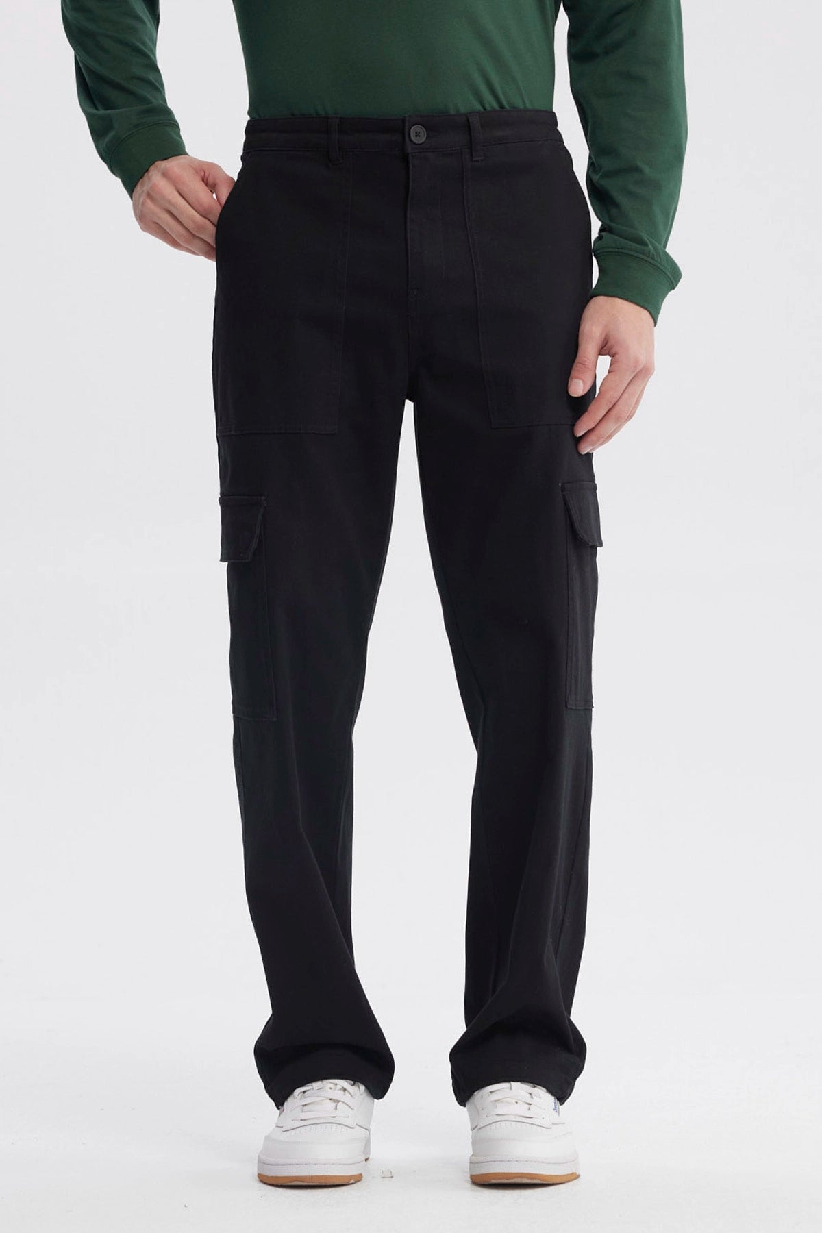 PANTALON HOMBRE BOLSILLO CARGO NEGRO - 1