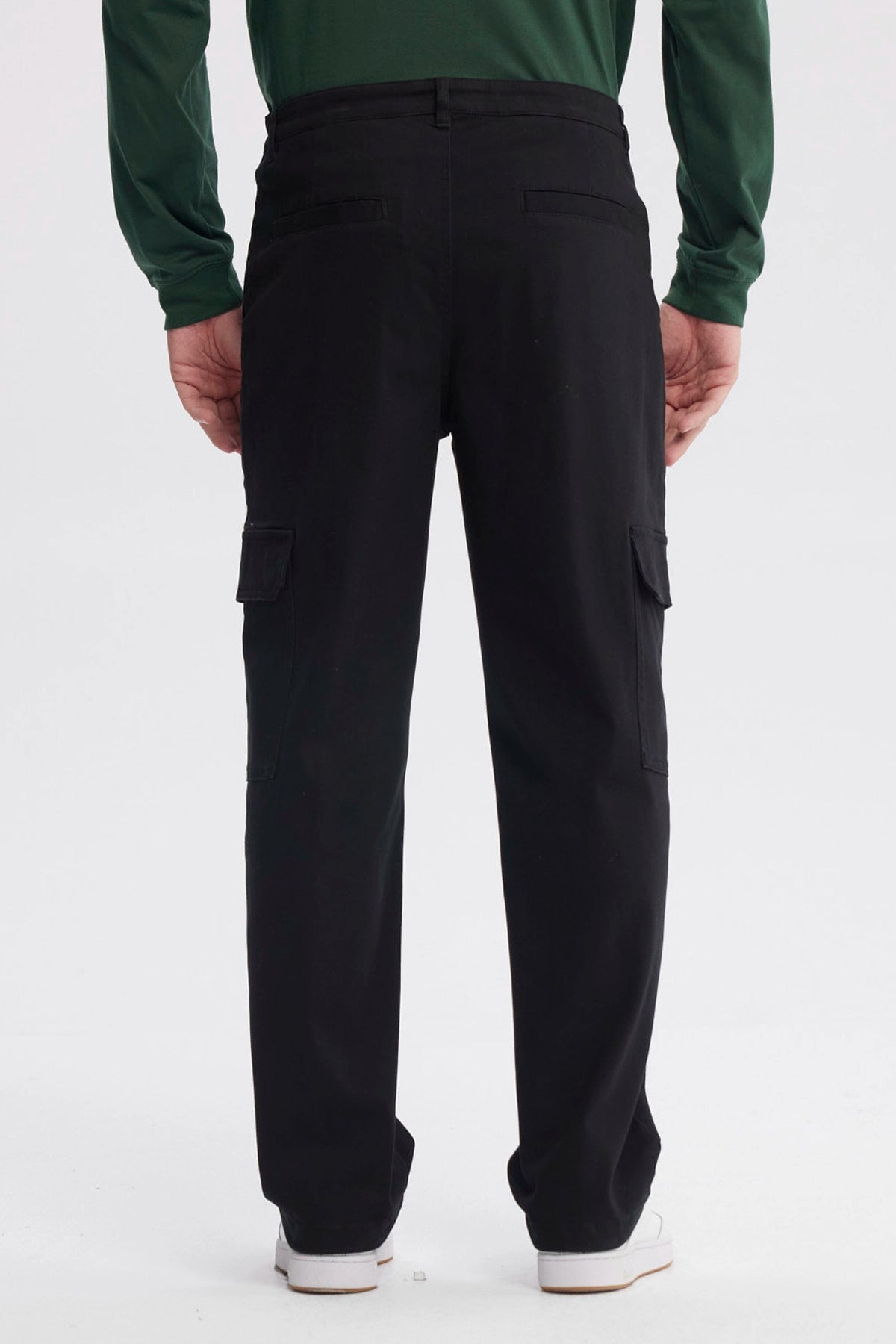 PANTALON HOMBRE BOLSILLO CARGO NEGRO - 3