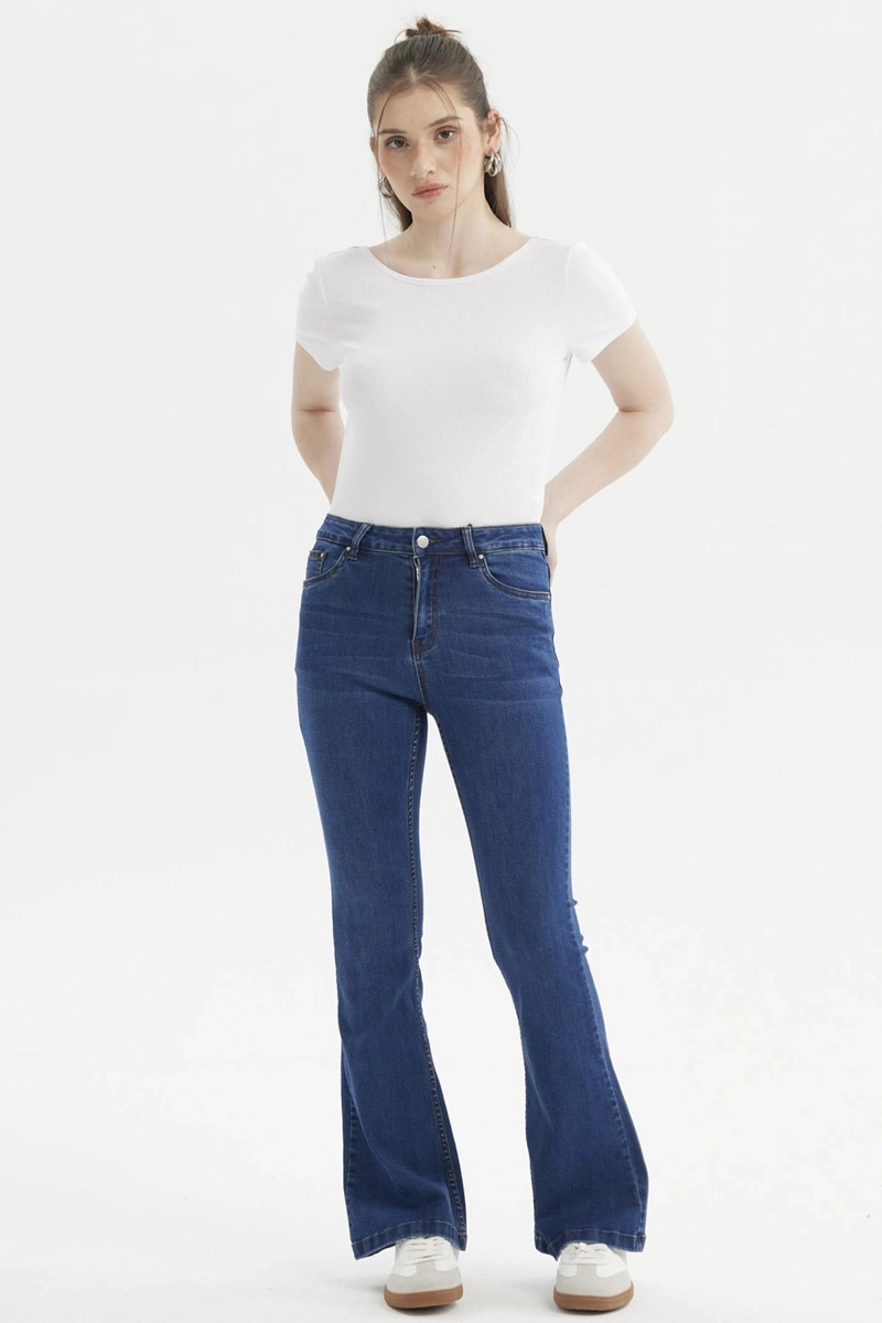 JEANS MUJER FLARE VALE AZUL OSCURO - 4