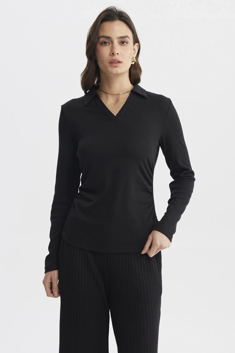POLERA MUJER CUELLO CAMISERO NEGRO - 1