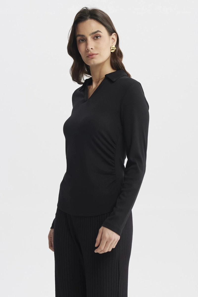 POLERA MUJER CUELLO CAMISERO NEGRO - 2