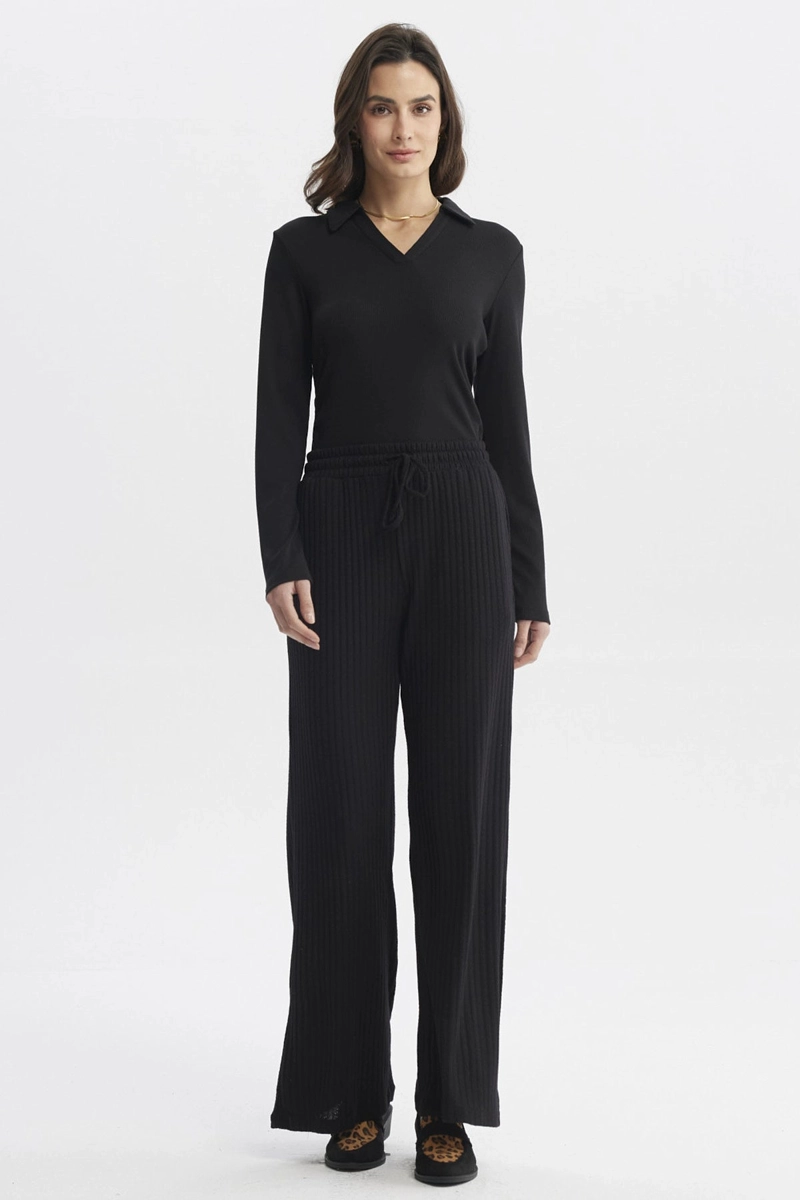 POLERA MUJER CUELLO CAMISERO NEGRO - 4