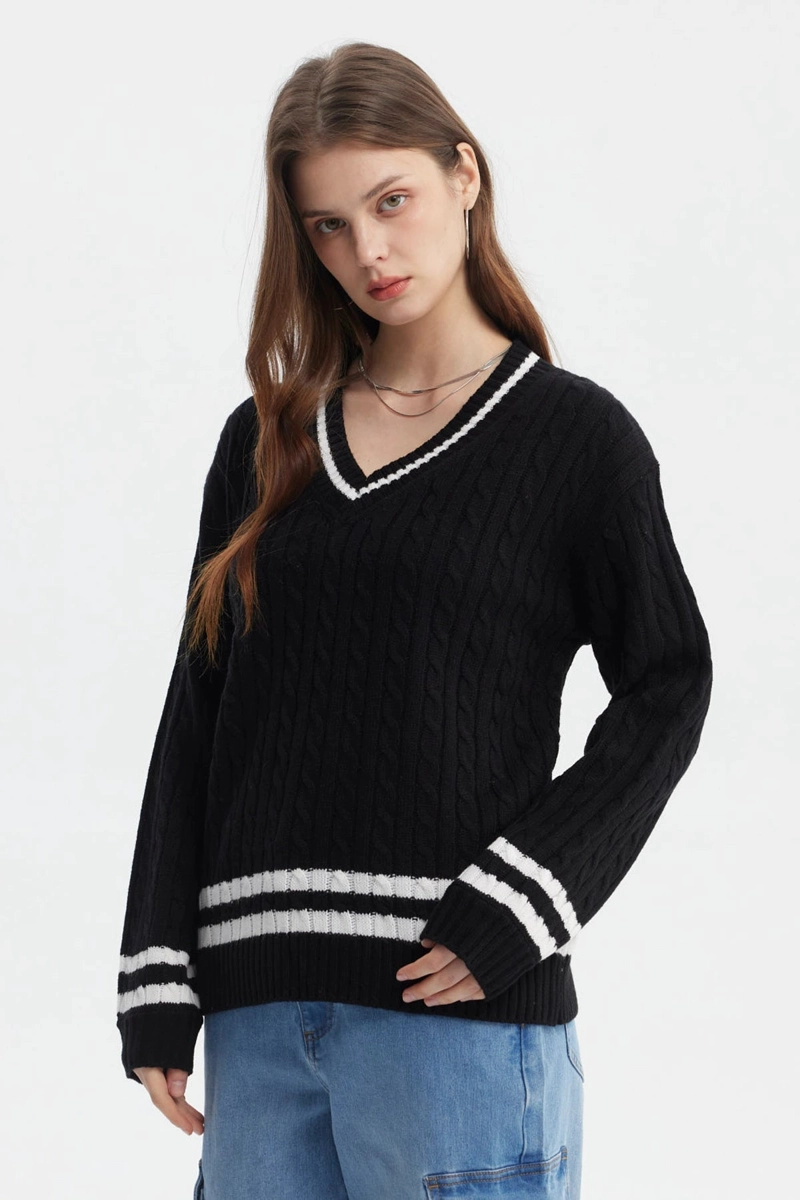 SWEATER MUJER CUELLO V RAYAS NEGRO - 2