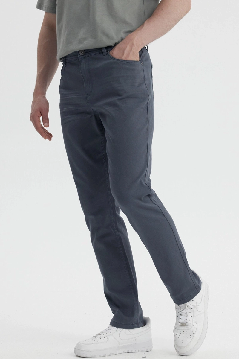 JEANS HOMBRE SLIM COLOR PETROLEO - 2