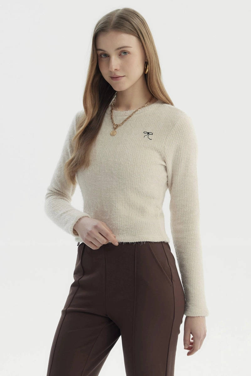 POLERA MUJER CON TEXTURA AFELPADA BEIGE CLARO - 2