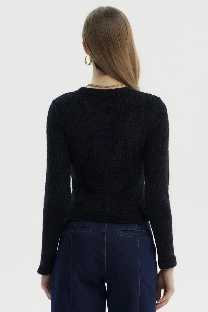 POLERA MUJER CON TEXTURA AFELPADA NEGRO - 3