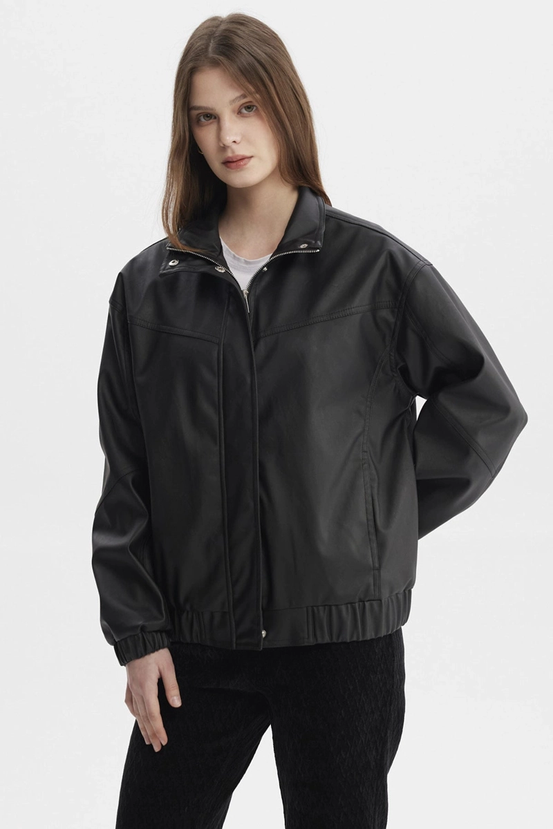 CHAQUETA MUJER OVERSIZE EFECTO CUERO NEGRO - 2