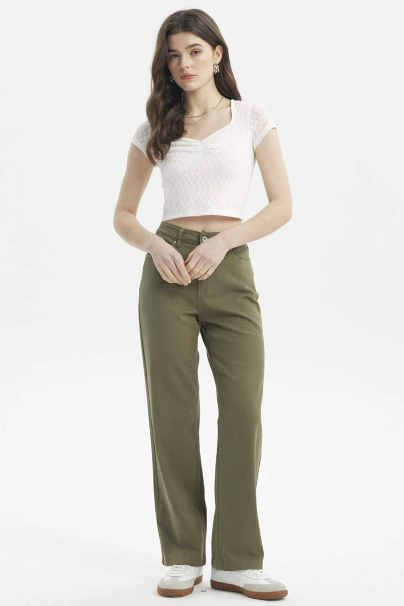 JEANS MUJER CALCE RECTO COLOR VERDE MILITAR - 4