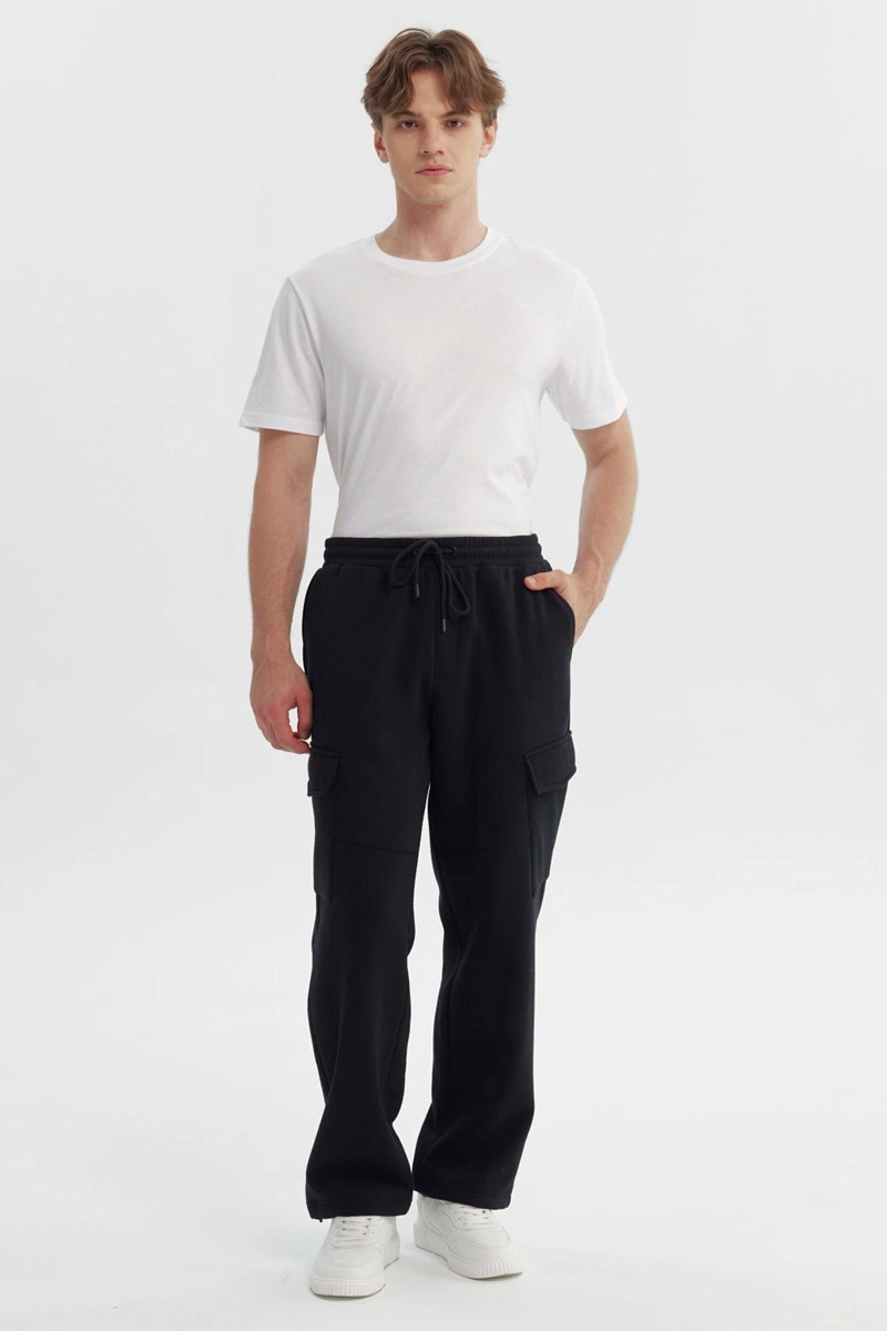 PANTALON BUZO HOMBRE CALCE RECTO NEGRO - 4