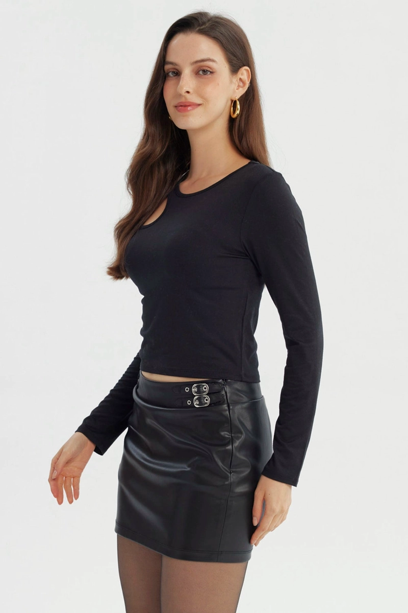 POLERA MUJER AJUSTADO NEGRO - 2