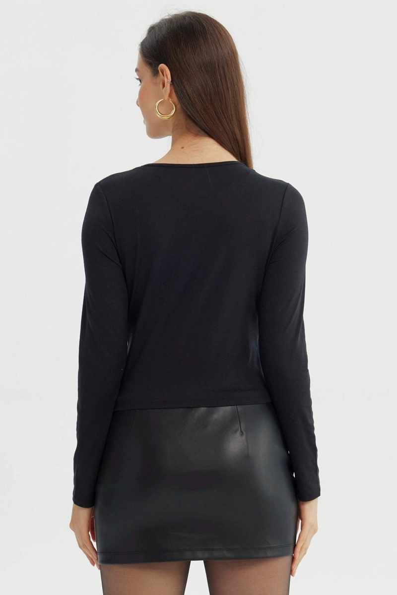 POLERA MUJER AJUSTADO NEGRO - 3
