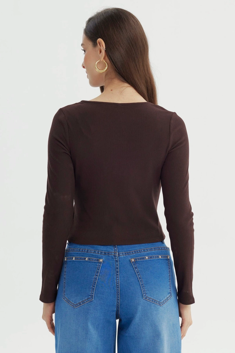 POLERA MUJER AJUSTADO CHOCOLATE - 3