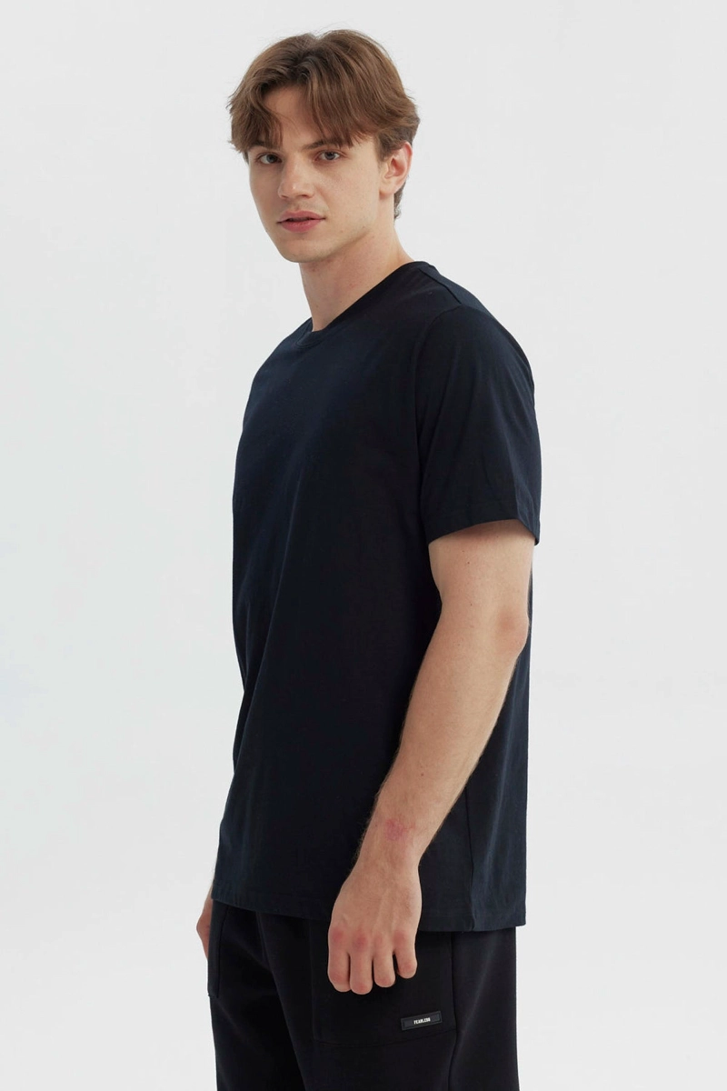 POLERA HOMBRE REGULAR NEGRO - 2