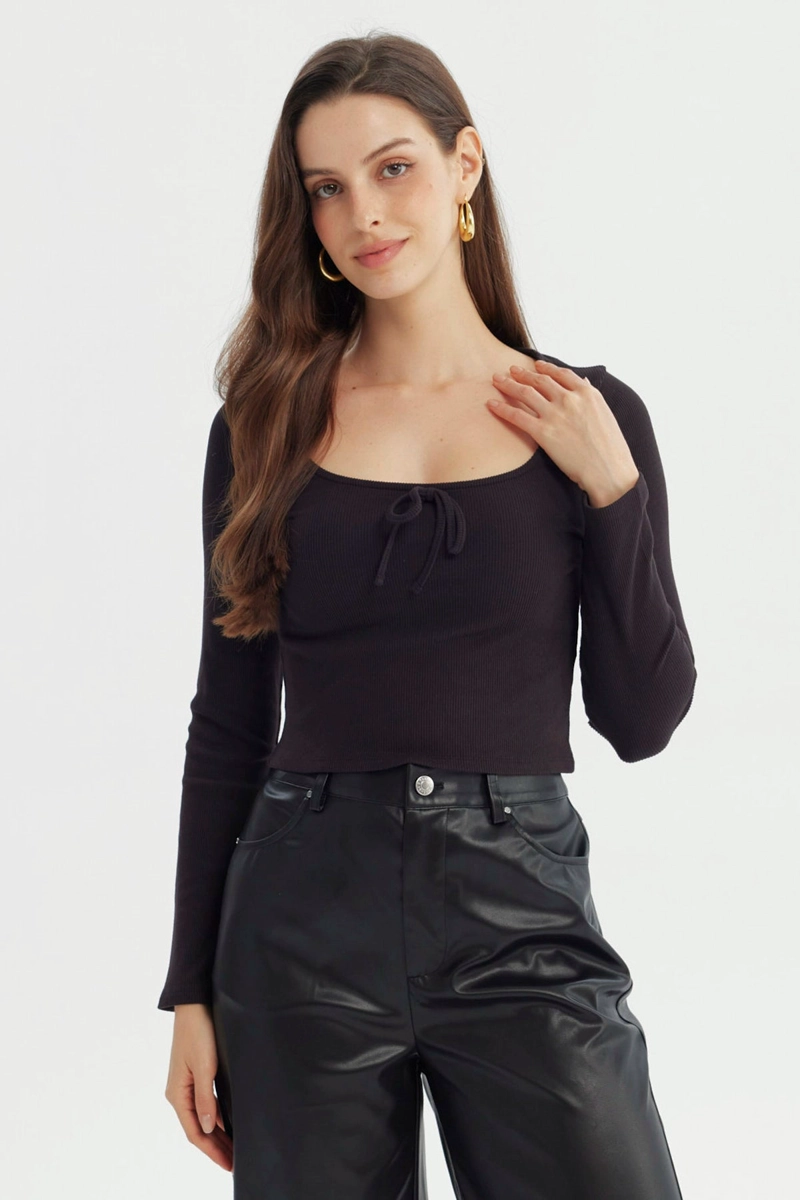 POLERA MUJER AJUSTADO NEGRO - 1