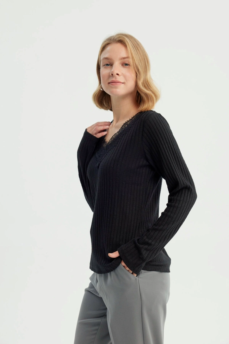 SWEATER MUJER REGULAR NEGRO - 2