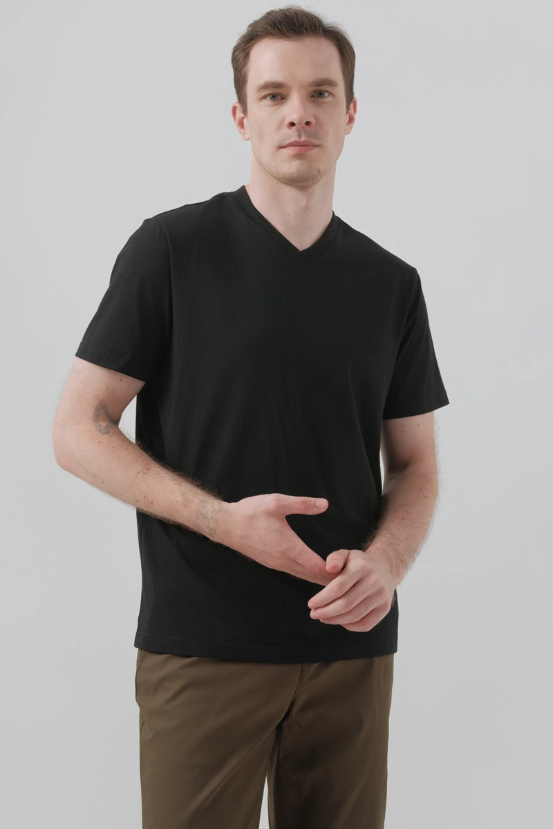 POLERA HOMBRE REGULAR NEGRO - 1