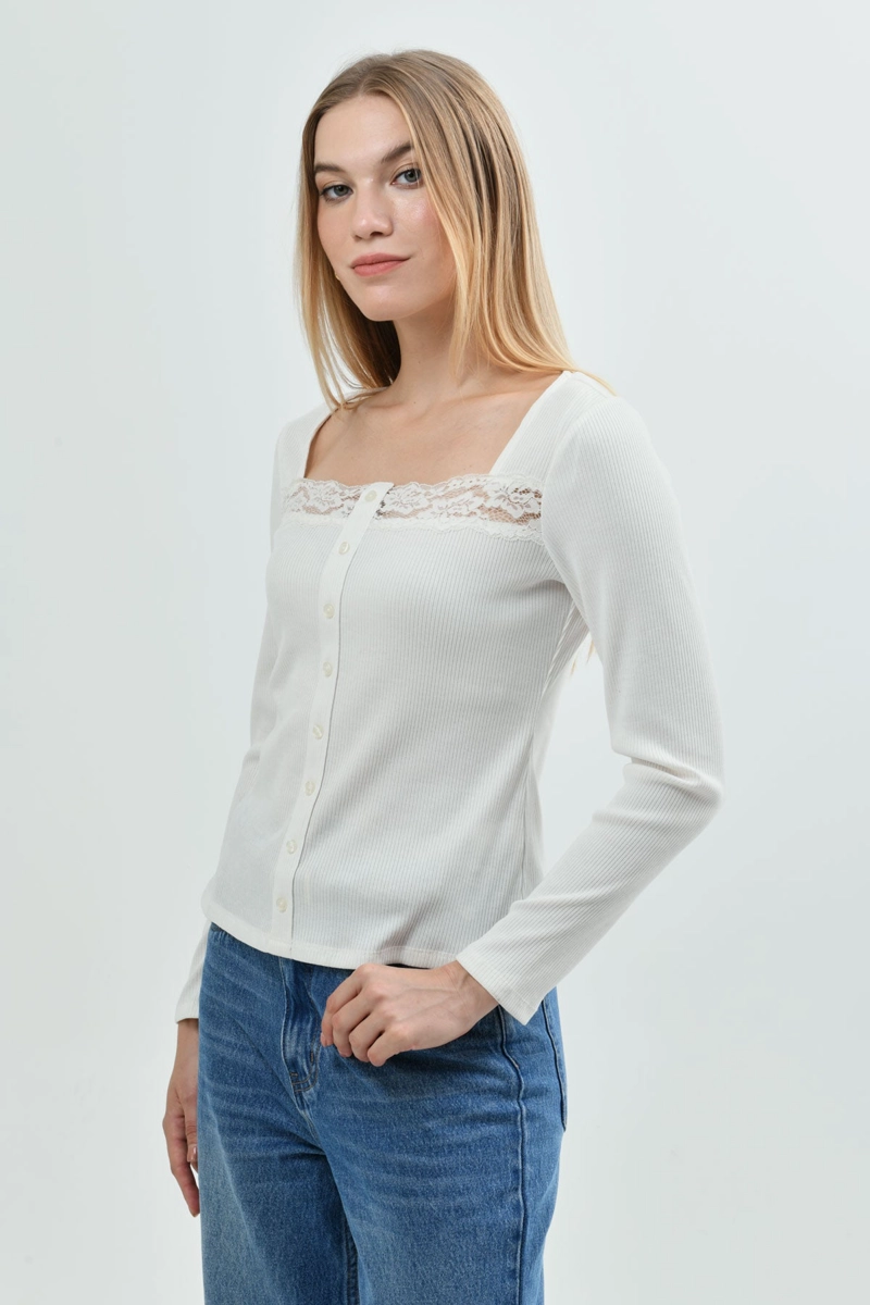 POLERA MUJER SLIM FIT CREMA - 2