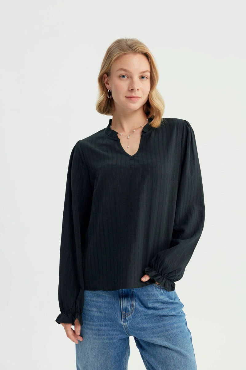 BLUSA MUJER REGULAR NEGRO - 1