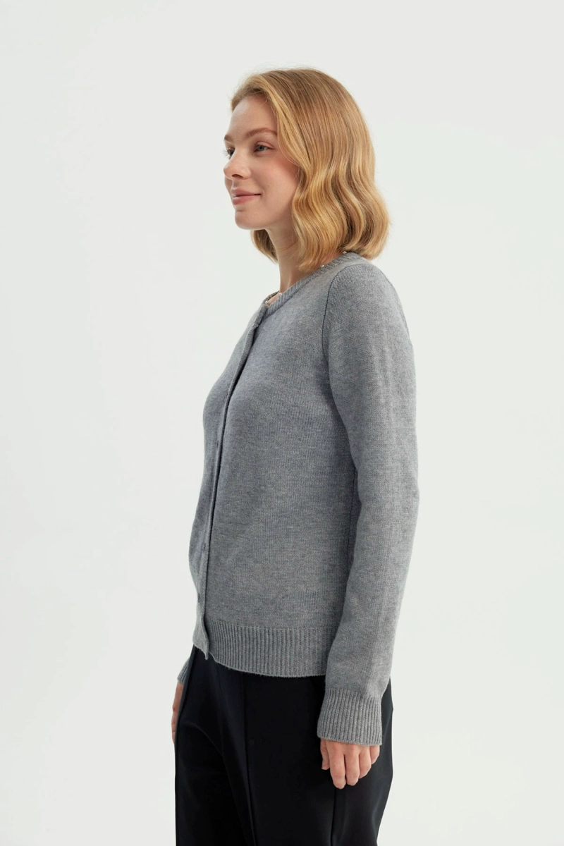 SWEATER MUJER REGULAR GRIS MELANGE - 2