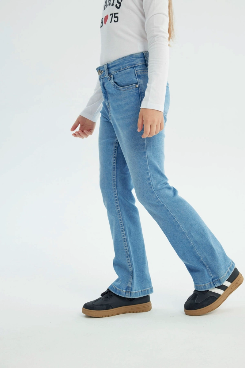 JEANS FLARE NIÑA AZUL CLARO - 2
