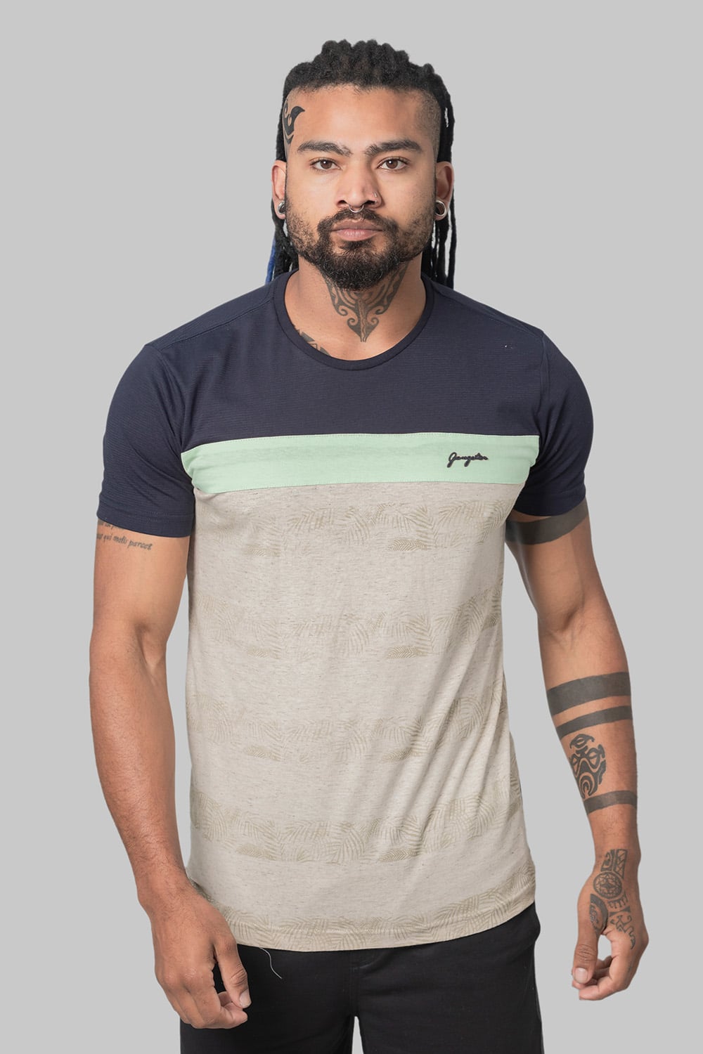 POLERA MC ESPECIAL APPLIQUE NEGRO GANGSTER - 1