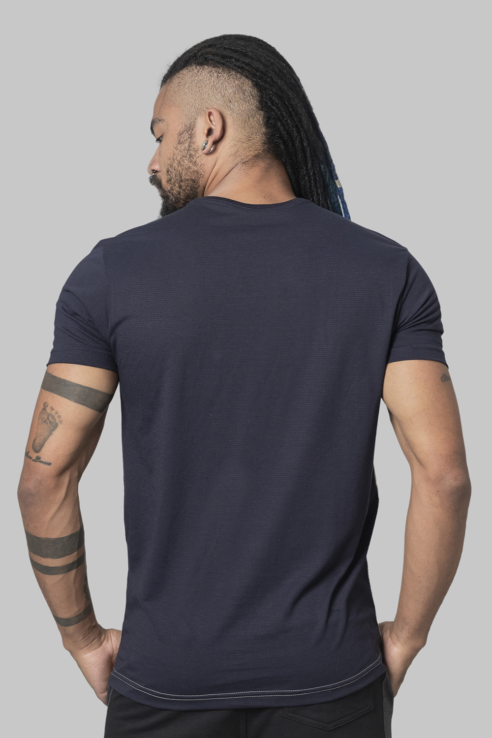 POLERA MC ESPECIAL APPLIQUE NEGRO GANGSTER - 2