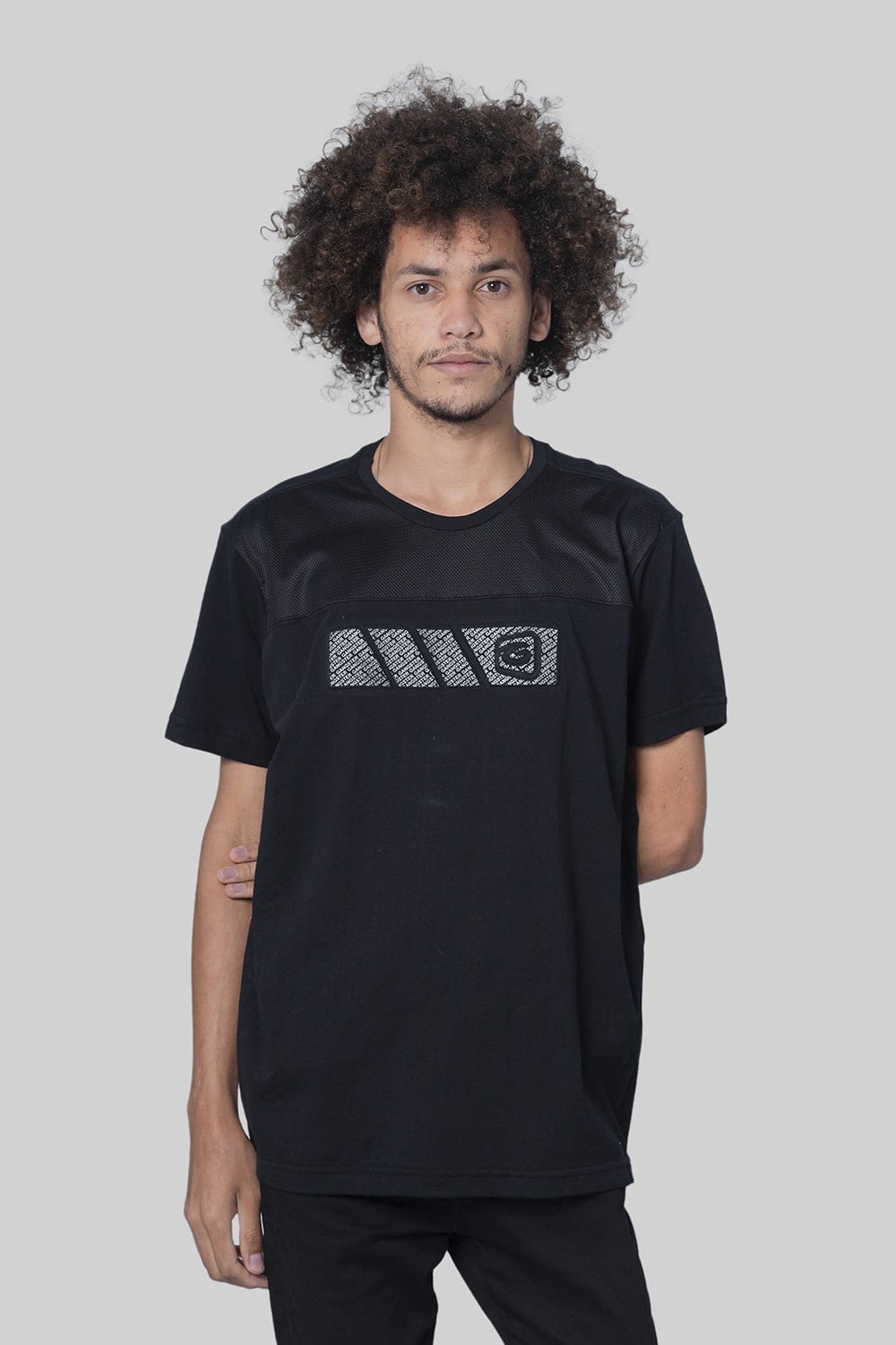 POLERA MC ESPECIAL OVER NEGRO GANGSTER - 1