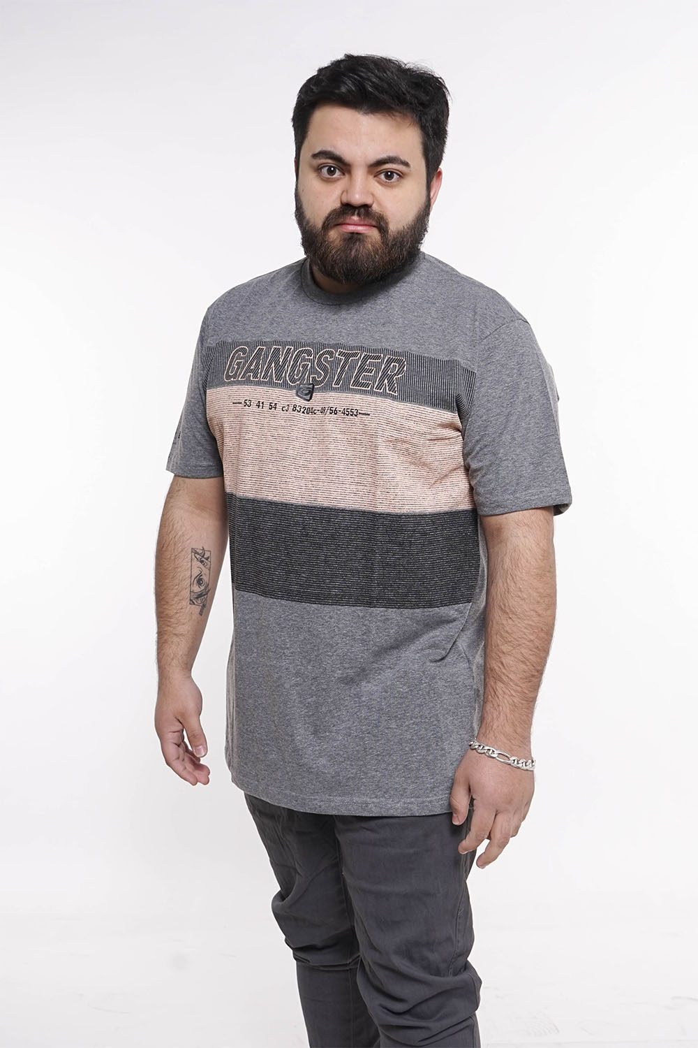 PLUS POLERA MC BASICA INTRIGUE GRIS GANGSTER - 1