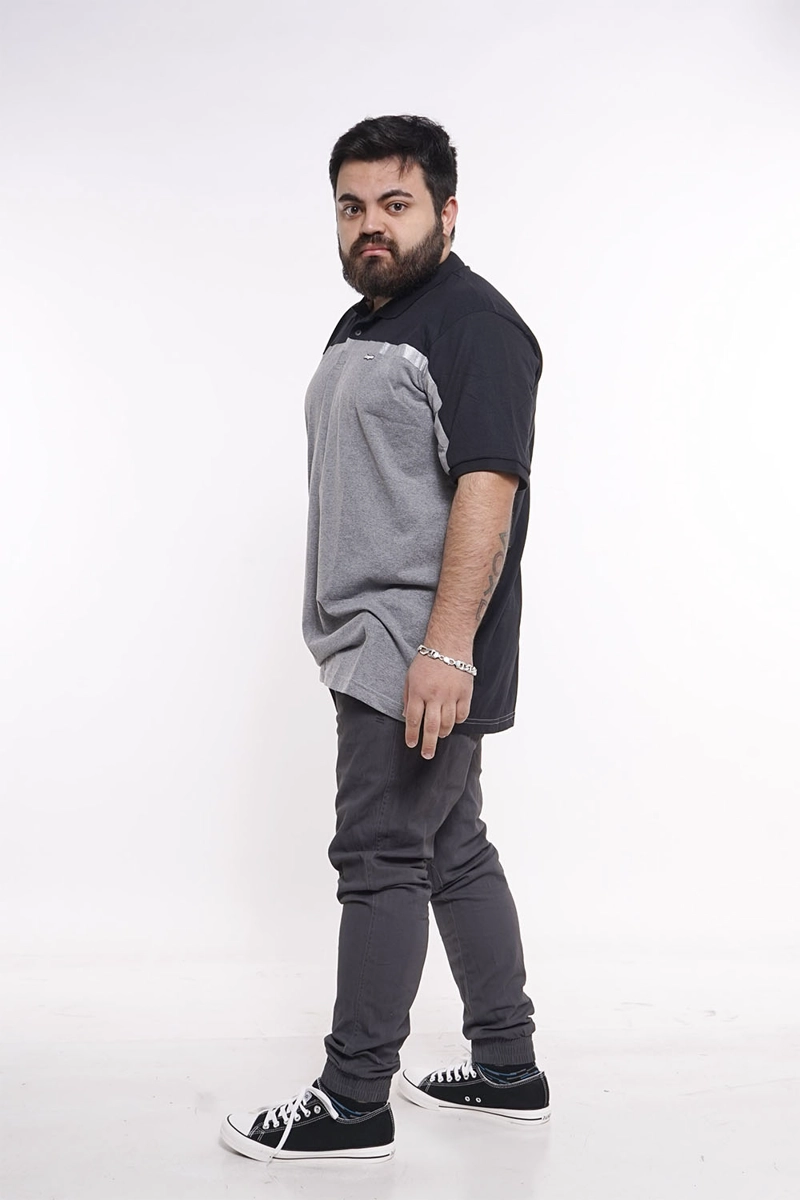 PLUS POLERA CUELLO DYNAMO NEGRO - 4