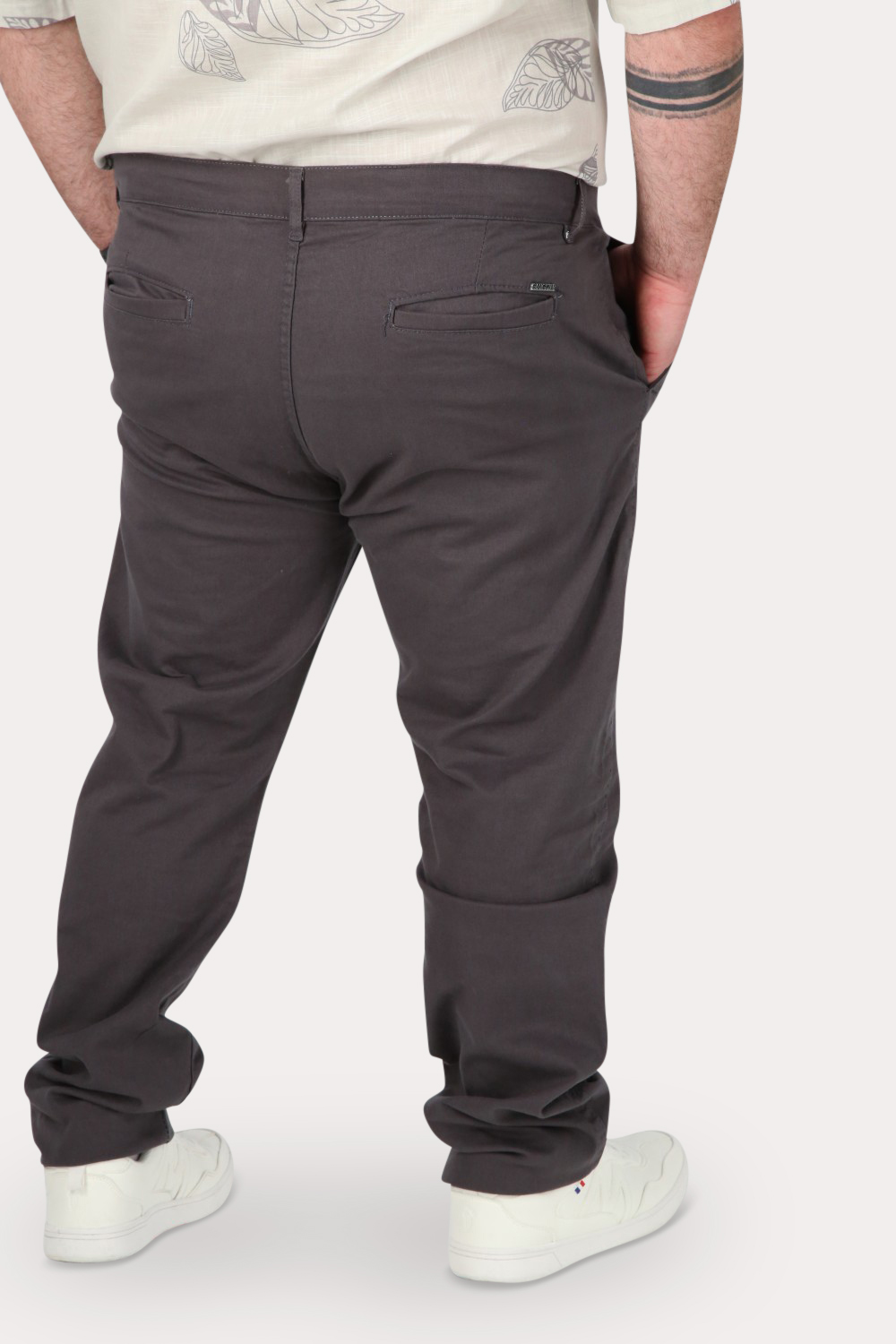 PANTALÓN HOMBRE GANGSTER GRIS PLUS JOGGER LISO 0 - 2