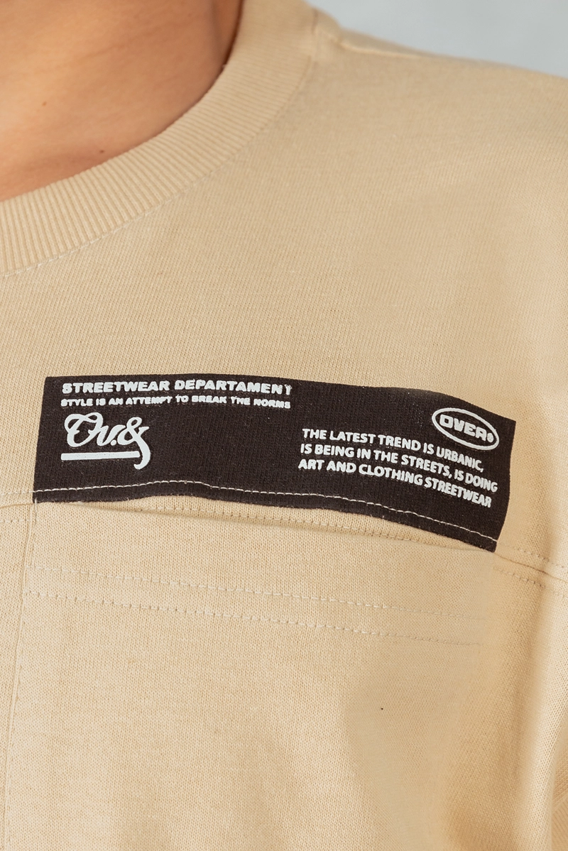 POLERA MC ESPECIAL PATCH BEIGE OVERCORE - 4