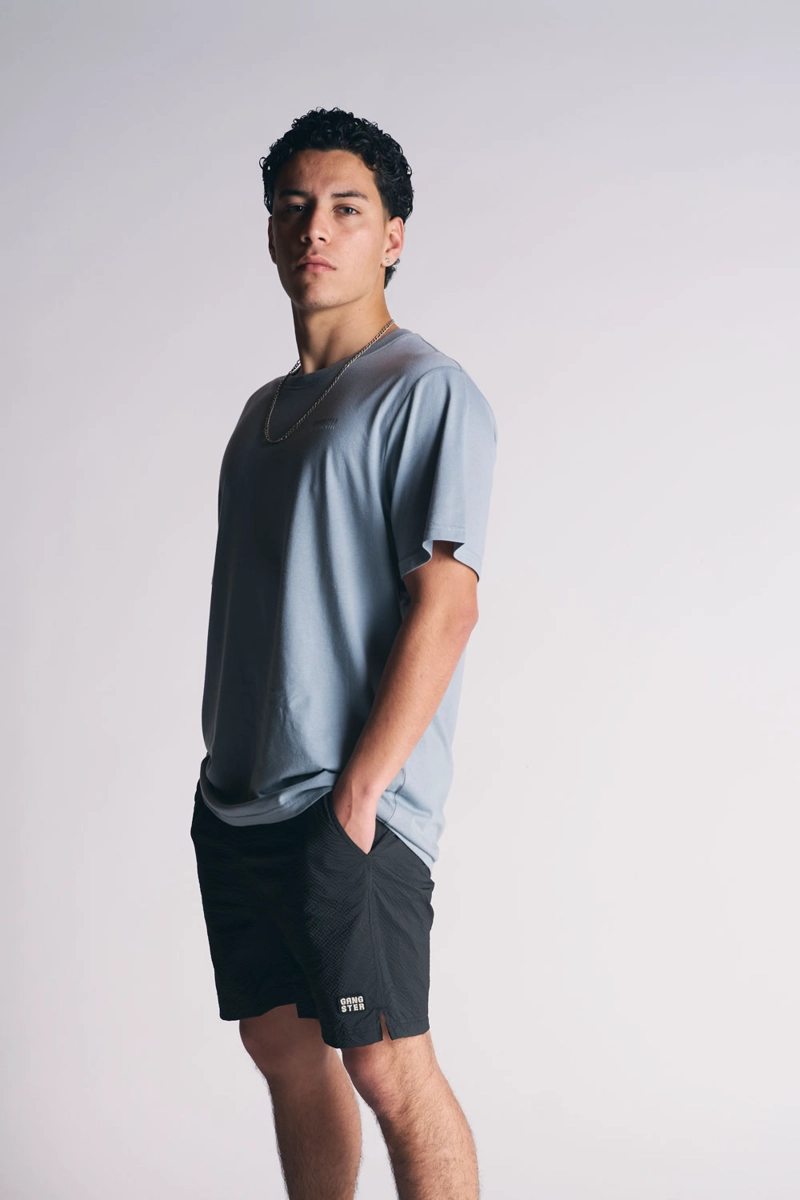 POLERA MC BASICA ESSENTIAL GRIS - 5