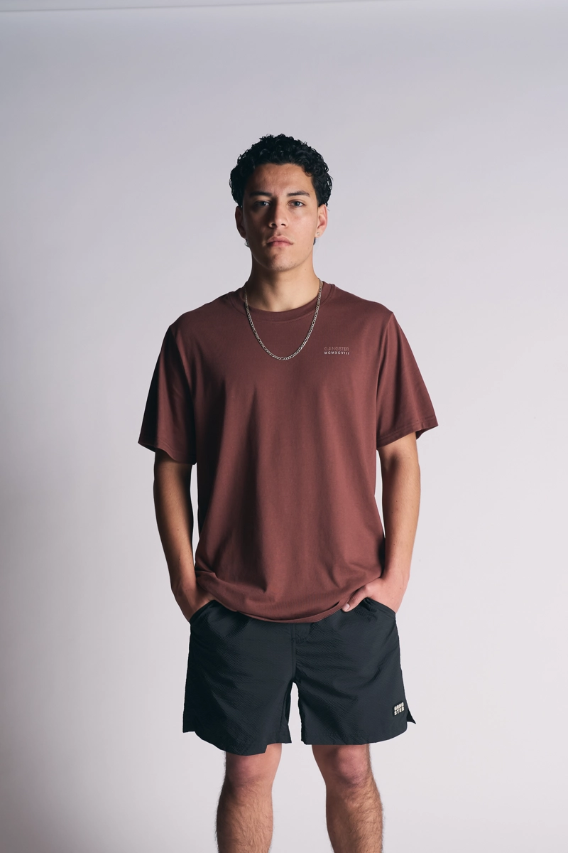 PLUS POLERA MC BASICA ESSENTIAL MARRON - 1