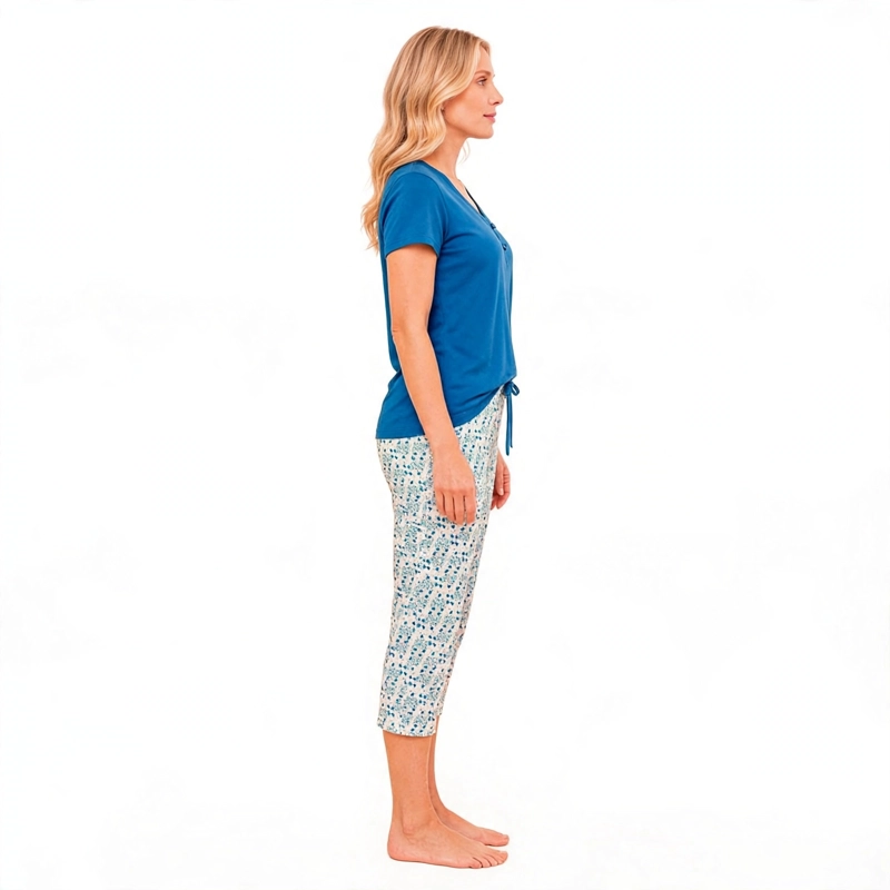 PIJAMA ALGODON POLERA CON BOTONES Y CAPRI ESTAMPADO RAMITAS 262597 - 2
