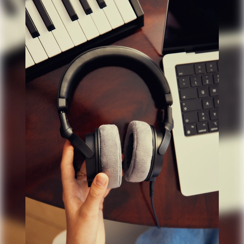 AUDIFONOS BEYERDYNAMIC DT 270 PRO - 4