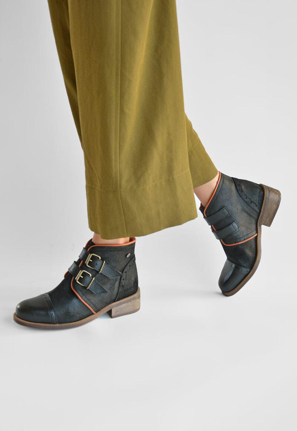 Ripley - BOTIN MUJER DE CUERO JUDY C1 NEGRO