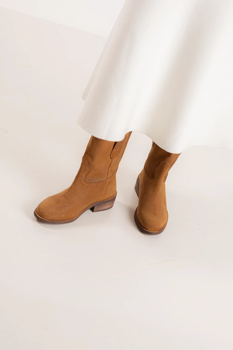 BOTA CUERO MUJER  TARA CAMEL - 4
