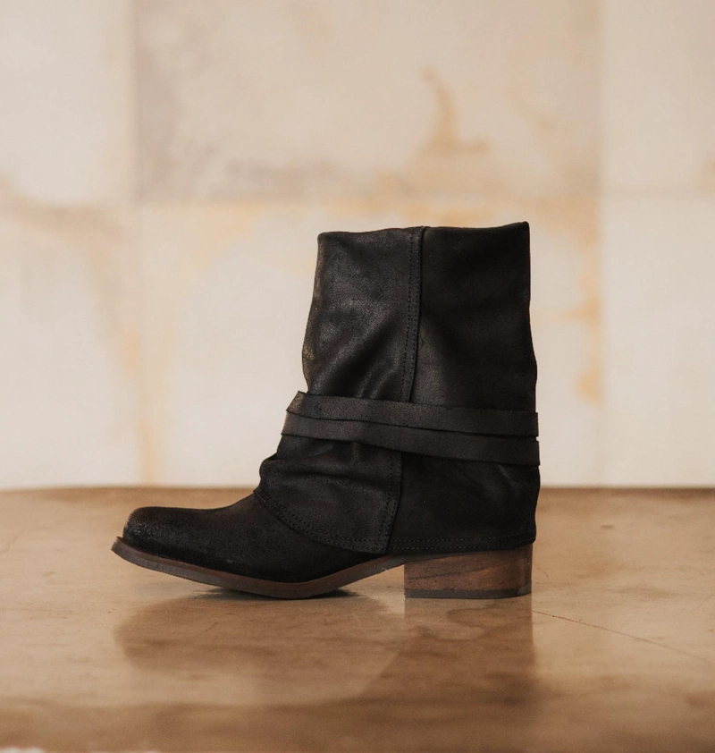 BOTA CUERO MUJER  PEONIA NEGRO - 3