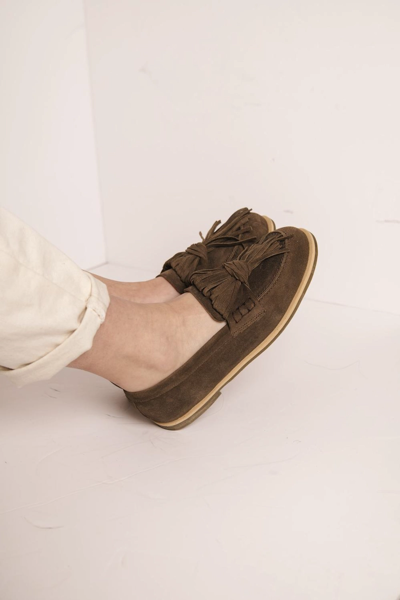 MOCASIN CUERO MUJER  FLORA TAUPE - 4