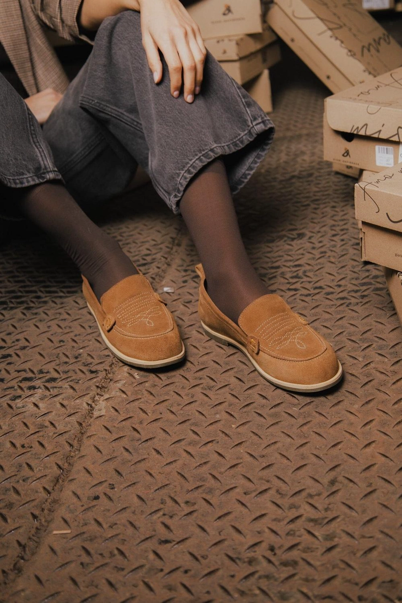 MOCASIN CUERO MUJER  JUNCO TAUPE - 5