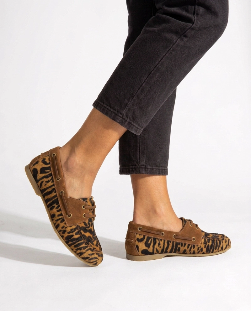 MOCASIN CUERO MUJER  ARIA LEOPARDO - 2