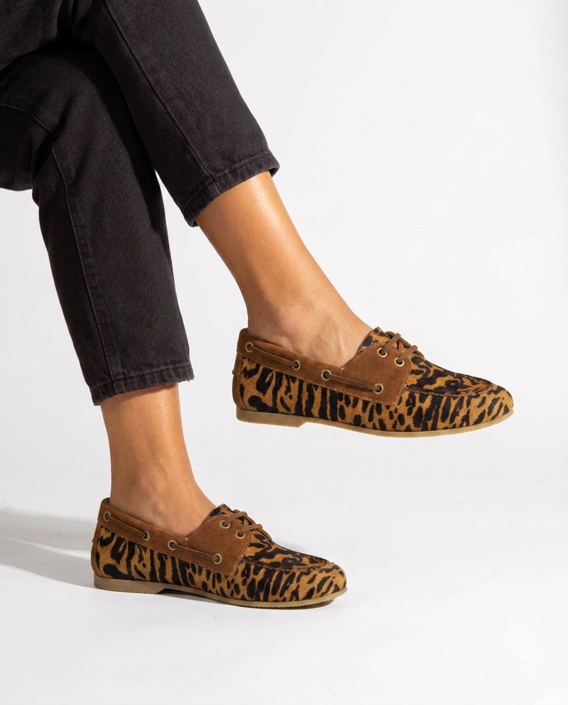MOCASIN CUERO MUJER  ARIA LEOPARDO - 4