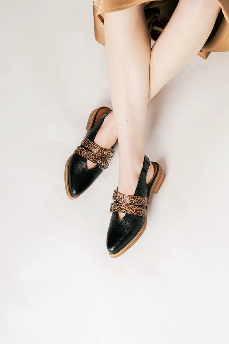 ZAPATO CUERO MUJER  ESTRILDA NEGRO LEOPARDO - 4