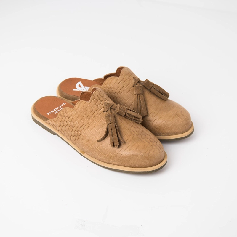 BABUCHA MUJER CUERO  AURA TAUPE - 2