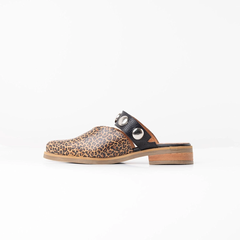 BABUCHA MUJER CUERO  PIBI LEOPARDO NEGRO - 3