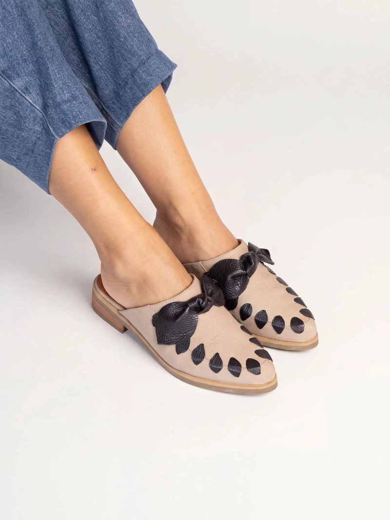 BABUCHA MUJER CUERO  SOMBRA BEIGE NEGRO 37